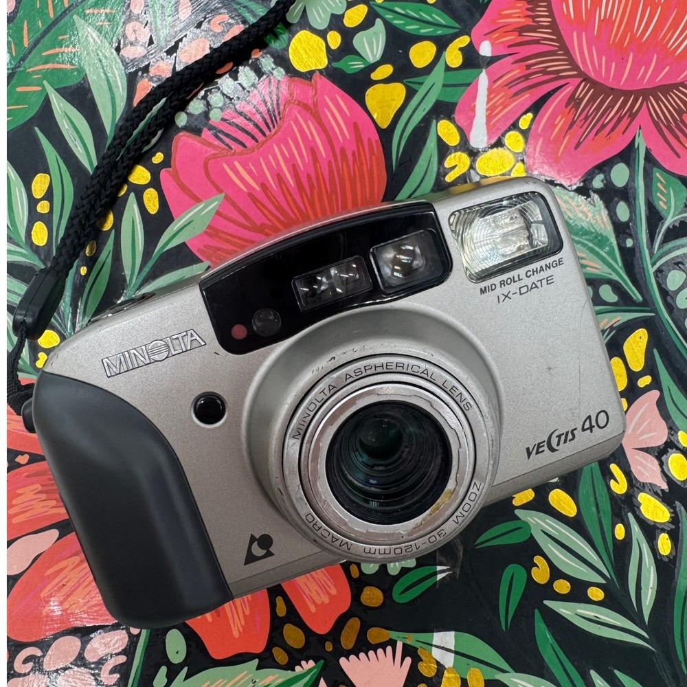 Minolta Vectis‎ 40 APS Film Camera 30-120mm Macro Zoom Lens Silver IX-Date